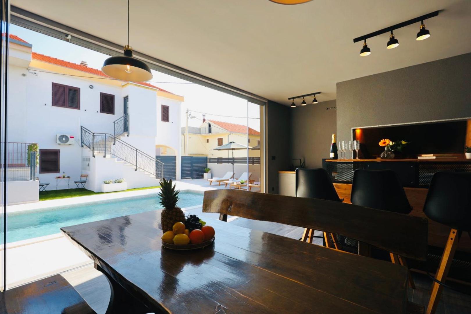 Holiday Home Tia Split Exterior foto